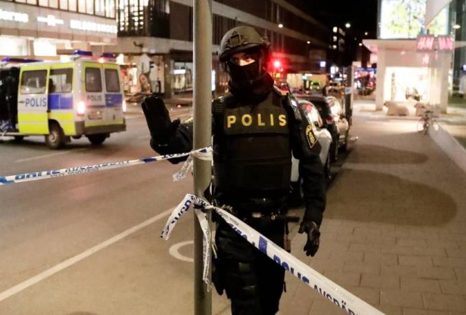 Συναγερμός στη Σουηδία: Πυροβολισμοί κοντά στην ισραηλινή πρεσβεία
