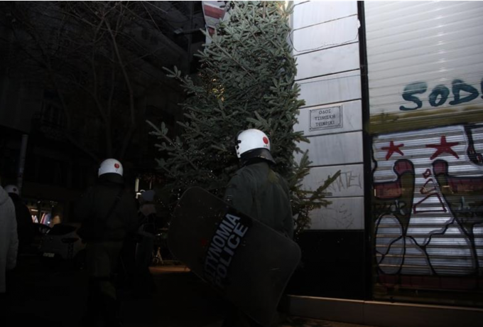 Θεσσαλονίκη: Πάνω από 110 συλλήψεις στην πορεία για τον Γρηγορόπουλο – Καταγγελίες για αστυνομική βία