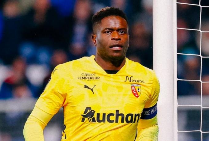 Στη Ρεν ο Σαμπά για 4,5 χρόνια