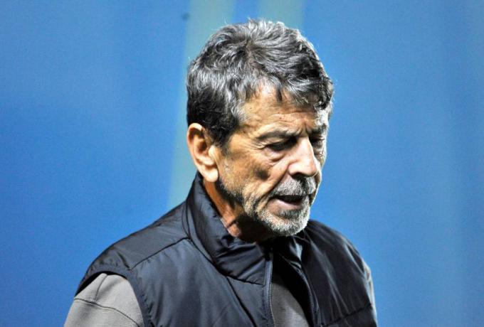 Συγκινήθηκε ο Πετράκης: «Να λυθούν πρώτα κάποια προσωπικά θέματα»