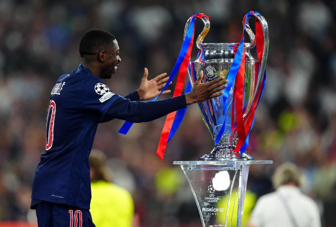 Πολυτιμότερος παίκτης του Champions League ο Ντεμπελέ!