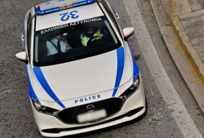 Αναζητούνται οι γονείς 14χρονου που βρέθηκε να περιπλανιέται στη Μαρίνα Ζέας