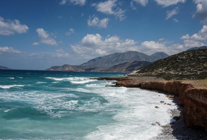 Καιρός σήμερα: Στους 36 βαθμούς η θερμοκρασία – Επτά μποφόρ στο Αιγαίο