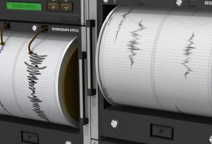 Σεισμός 6,1 ρίχτερ στη Δυτική Τουρκία Σεισμός 6,1 ρίχτερ στη Δυτική Τουρκία