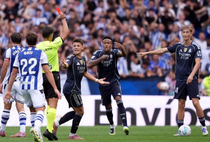 Η Ρεάλ καταγγέλλει: Τι θα παραδώσει στη FIFA για τις αποφάσεις των διαιτητών