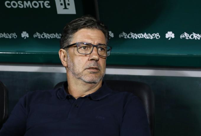 «Παρακολουθεί τον Βιτόρια η Αλ Αχλί»