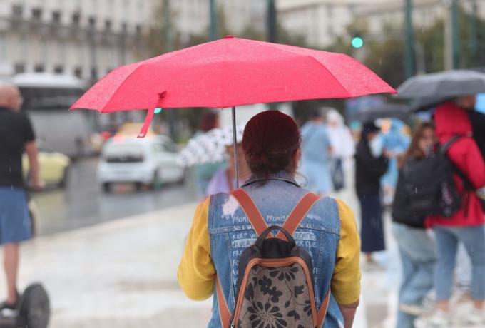 Καιρός σήμερα: Βροχερή η Πελοπόννησος – Συννεφιασμένη η υπόλοιπη χώρα