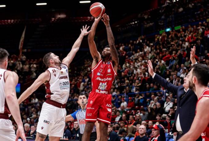 Σπουδαίο διπλό της Τραπάνι κόντρα στην Αρμάνι Μιλάνο Σπουδαίο διπλό της Τραπάνι κόντρα στην Αρμάνι Μιλάνο