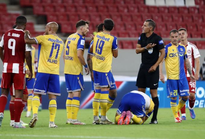 Πλέον… καλοδεχούμενος ο Σιδηρόπουλος για Ολυμπιακό Πλέον… καλοδεχούμενος ο Σιδηρόπουλος για Ολυμπιακό