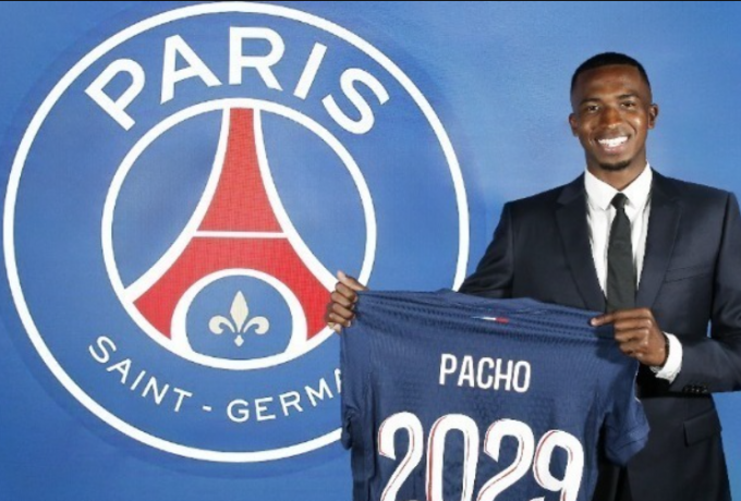 Υπέγραψε το νέο συμβόλαιο με την Παρί Σεν Ζερμέν ο Πάτσο