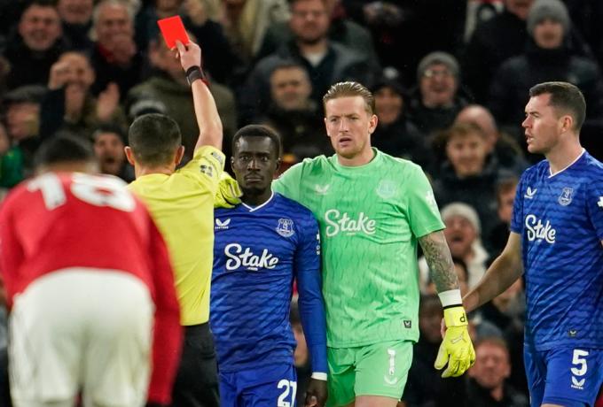 Ο Γκουέι απολογήθηκε δημόσια για την σφαλιάρα σε συμπαίκτη του