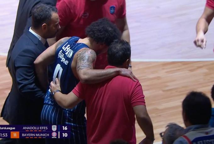 Σοκ στην Εφές με Λάρκιν