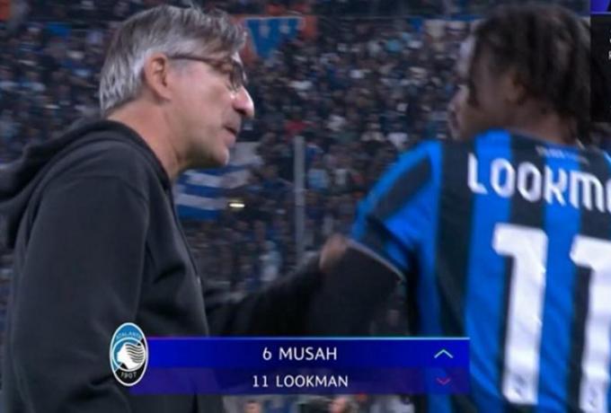 Ένταση στην Αταλάντα: Λούκμαν και Γιούριτς «άναψαν τα αίματα» στον πάγκο! (vid)