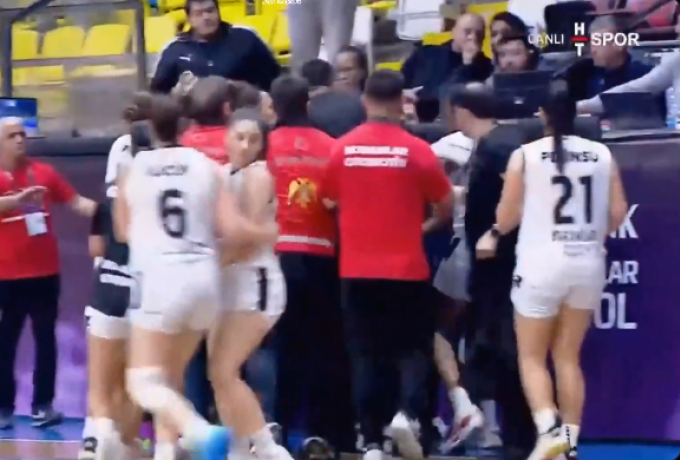 Άγριο ξύλο στο Μερσίν-Μποντρούμ για το γυναικείο πρωτάθλημα της Τουρκίας