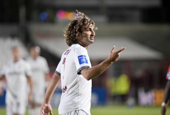 Ανατροπή: Συνεχίζει ο Ουάρντα στην ΑΕΛ