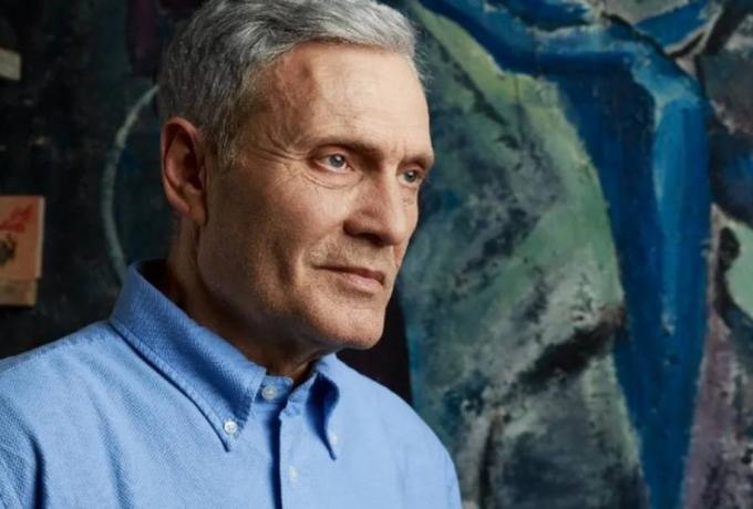 Πέθανε ο ηθοποιός Αλμπέρτο Εσκενάζυ σε ηλικία 73 ετών Πέθανε ο ηθοποιός Αλμπέρτο Εσκενάζυ σε ηλικία 73 ετών