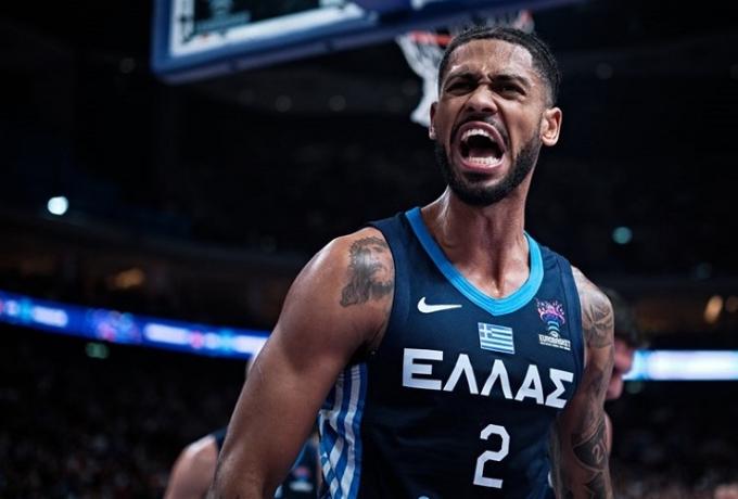 Η FIBA ανακοίνωσε μεγάλη αλλαγή στους νατουραλιζέ παίκτες