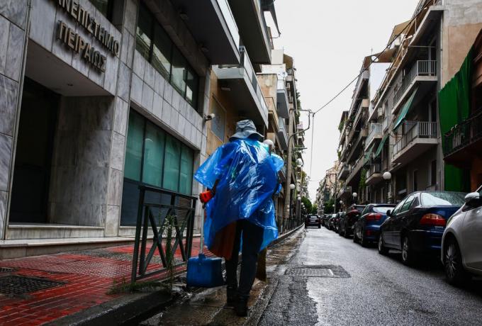 Καιρός σήμερα: Λίγες βροχές με ισχυρούς βοριάδες και θερμοκρασίες έως τους 20 βαθμούς Καιρός σήμερα: Λίγες βροχές με ισχυρούς βοριάδες και θερμοκρασίες έως τους 20 βαθμούς