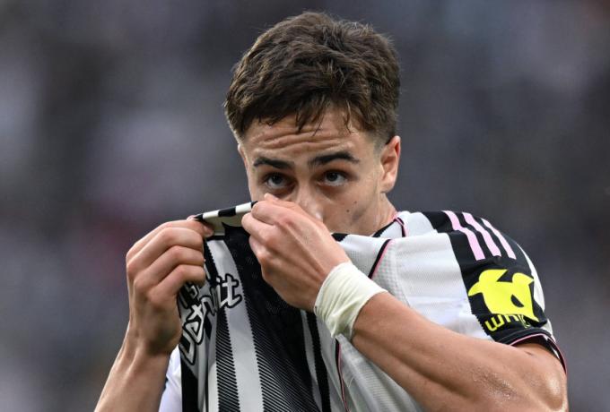 Η Γιουβέντους «χρυσώνει» τον Γιλντίζ για να μείνει στο Τορίνο