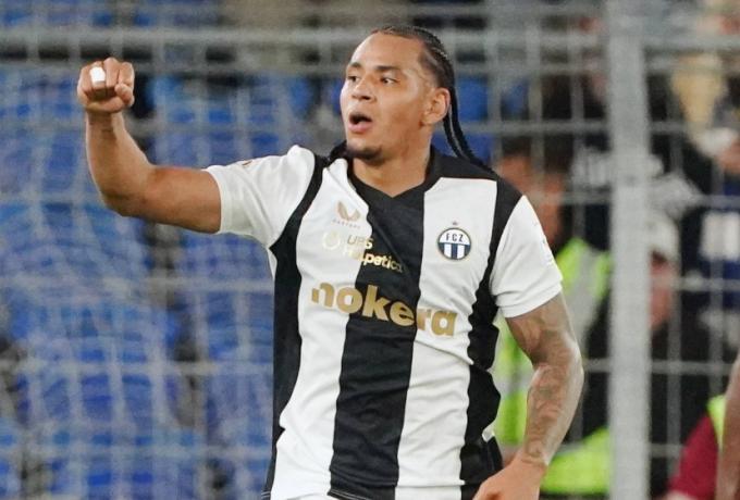 Θέλει Περέα η ΑΕΛ Θέλει Περέα η ΑΕΛ