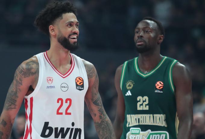 Διπλό του Ολυμπιακού(82-87) επί του Παναθηναϊκού