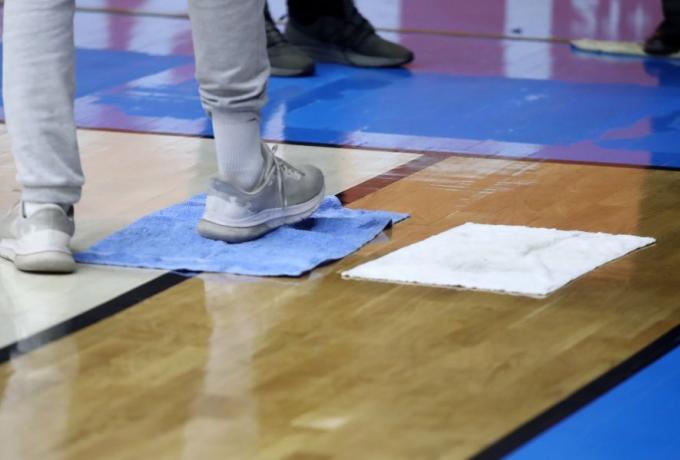 Αναβλήθηκε και επίσημα ο αγώνας του Περιστερίου με τη Σαραγόσα