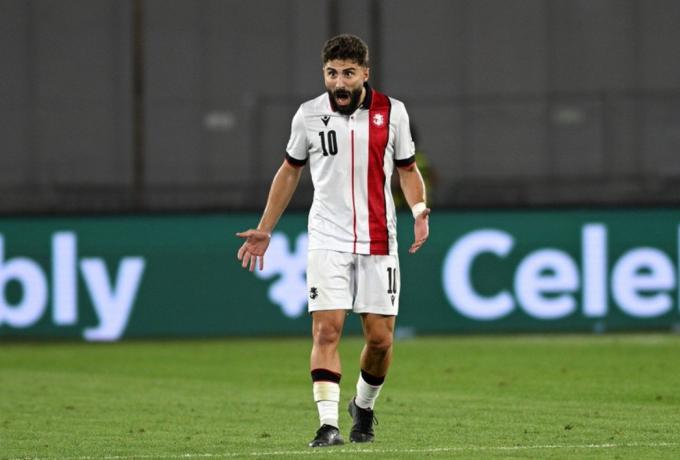 «Πρόταση του Ολυμπιακού στη Σεντ Ετιέν για τον Νταβιτασβίλι»