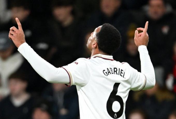 Ανατροπή τίτλου από την Άρσεναλ στην έδρα της Μπόρνμουθ