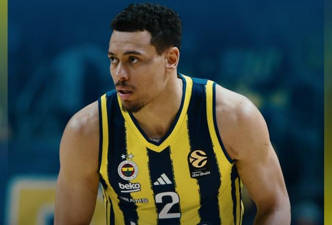 Η Φενέρμπαχτσε έκανε πάρτι απέναντι στην Εφές (79-62)