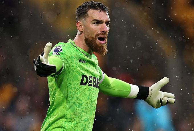 Έμειναν στο Χ Γούλβς και Νιουκάστλ