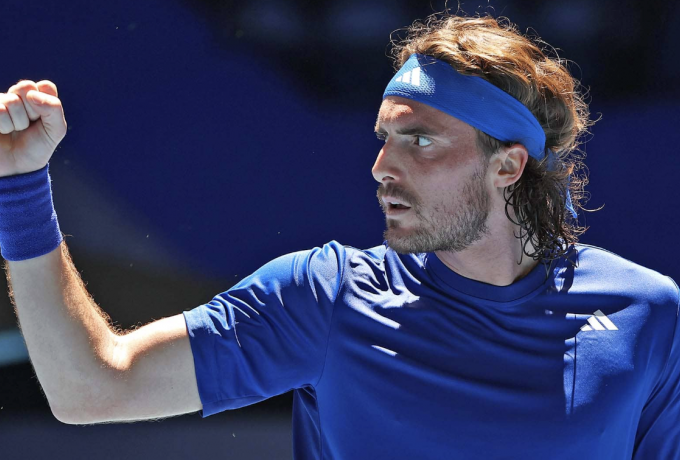 Τσιτσιπάς: «Είμαι ευχαριστημένος που μπορώ να απολαμβάνω το τένις, χωρίς δυσφορία ή πόνο»