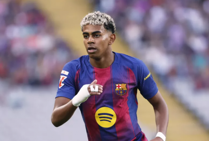 Γιαμάλ: Το βραβείο Μαραντόνα συνοδεύτηκε από ρολόι αξίας 372.000 ευρώ