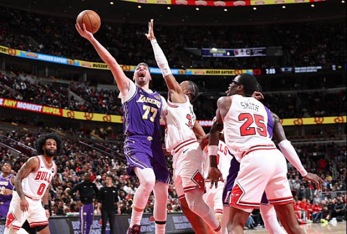 Ο Ντόντσιτς έγραψε ιστορία πιάνοντας ρεκόρ του αείμνηστου Κόμπε Μπράιαντ