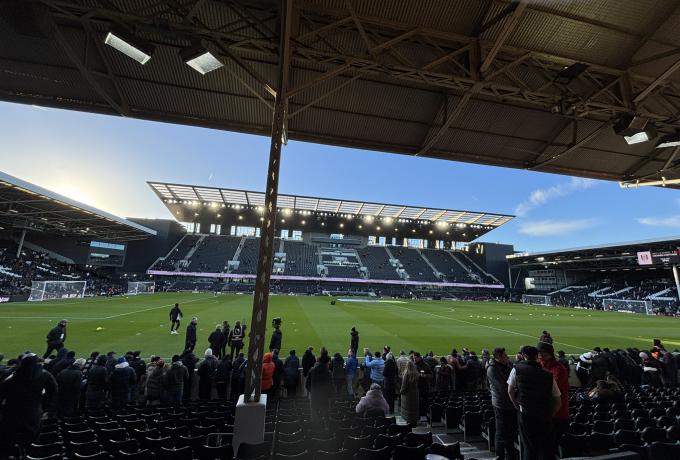 Με καθυστέρηση η σέντρα στο Φούλαμ – Λίβερπουλ