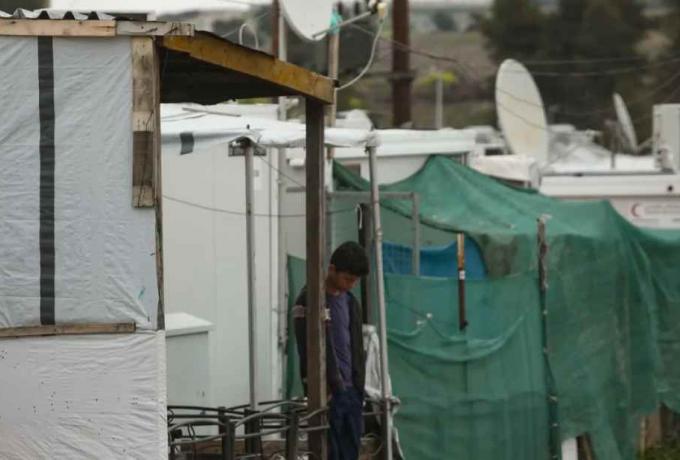 Επίθεση με μαχαίρι στη δομή φιλοξενίας της Ριτσώνας – Αναζητείται ο δράστης