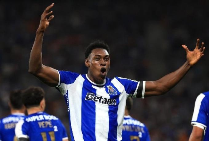 Πλήγμα στην Πόρτο: Ρήξη χιαστού ο Σάμου χάνει το υπόλοιπο της χρονιάς