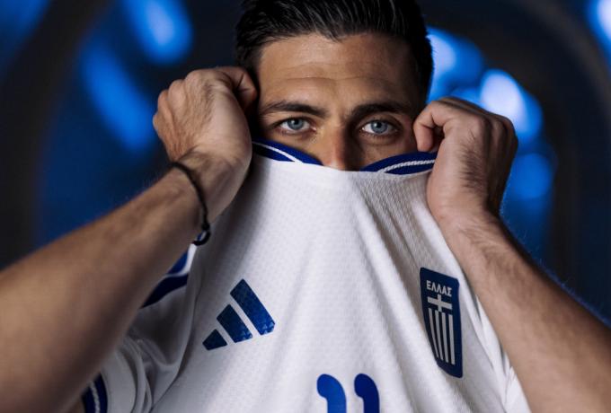 Ethniki%20fanela.jpg