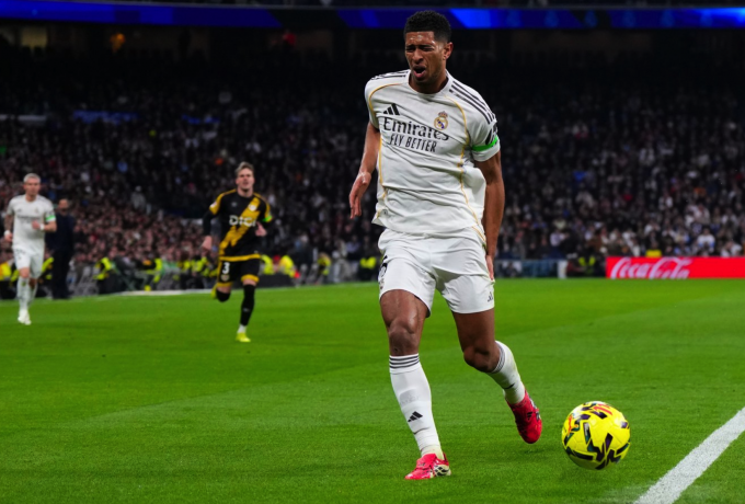 Αποχώρησε με τραυματισμό από το ματς με την Ράγιο ο Μπέλινγκχαμ