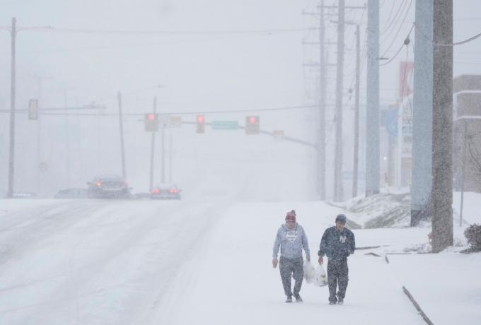 ΗΠΑ: Ισχυρή χιονοθύελλα χτυπά την Ανατολική Ακτή