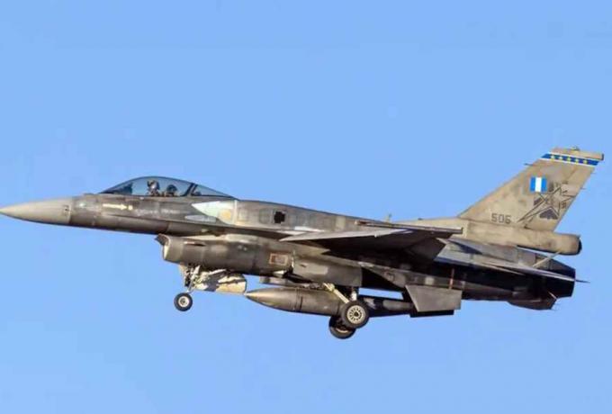 Αιγαίο: Οκτώ παραβάσεις την Τρίτη – Δύο οπλισμένα τουρκικά F-16