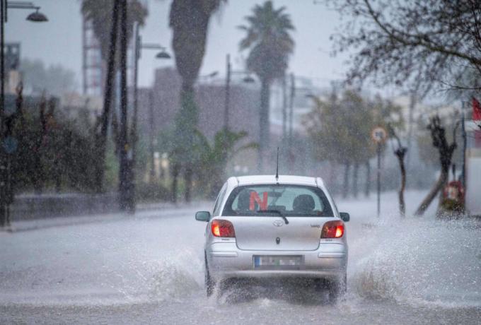 Καιρός σήμερα: Βροχές, καταιγίδες και χιόνια σε πολλές περιοχές της χώρας