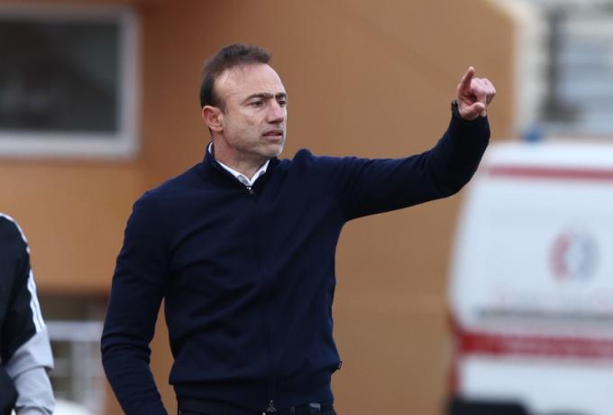 Kόντης:«Κάναμε 2 δώρα στον Ολυμπιακό»