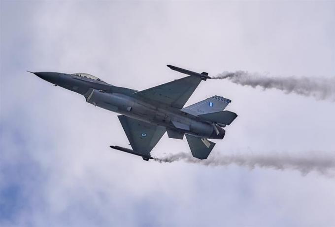 Έντονη ανησυχία με τις εξελίξεις στην Κύπρο – Φεύγουν δύο ελληνικές φρεγάτες και F-16 Έντονη ανησυχία με τις εξελίξεις στην Κύπρο – Φεύγουν δύο ελληνικές φρεγάτες και F-16