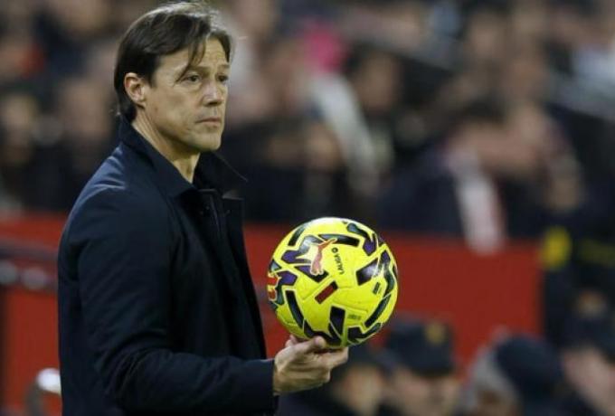 Το απίθανο μέρος που είδε ο τιμωρημένος Αλμέιδα το Μπέτις-Σεβίλλη!