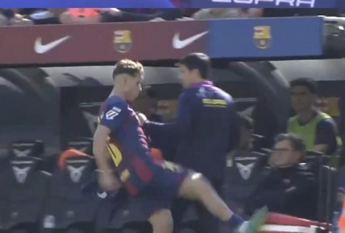 Μπαρτσελόνα: Ένταση στον πάγκο με Γιαμάλ και Φερμίν μετά τις αλλαγές του Φλικ