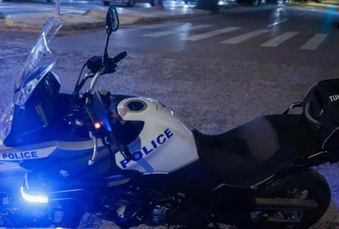 Νεκρός 63χρονος οδηγός μηχανής που συγκρούστηκε με υπηρεσιακή μοτοσικλέτα της Άμεσης Δράσης – Συνελήφθη ο αστυνομικός