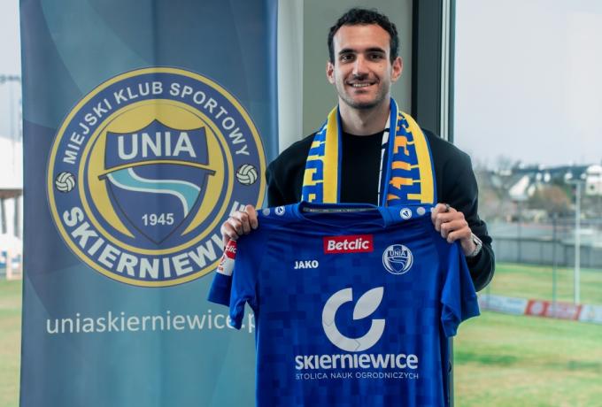 Σε ομάδα της Πολωνίας ο Βασίλης Παυλίδης