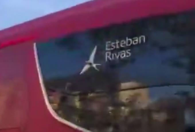 Οπαδοί της Μπαρτσελόνα επιτέθηκαν στο πούλμαν της Ατλέτικο (vid)