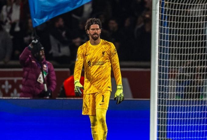 Γιουβέντους: Προσφέρει έως και τριετές συμβόλαιο στον Άλισον για να τον πείσει