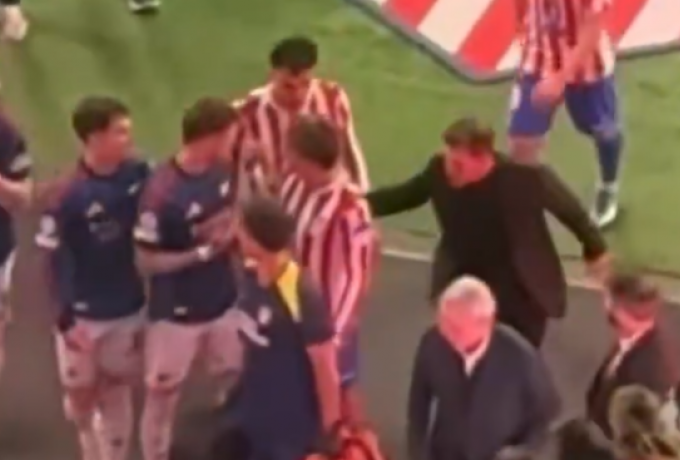 Ένταση στο «Μετροπολιτάνο»: Σιμεόνε και Γουάιτ στα… άκρα για το έμβλημα (vid)